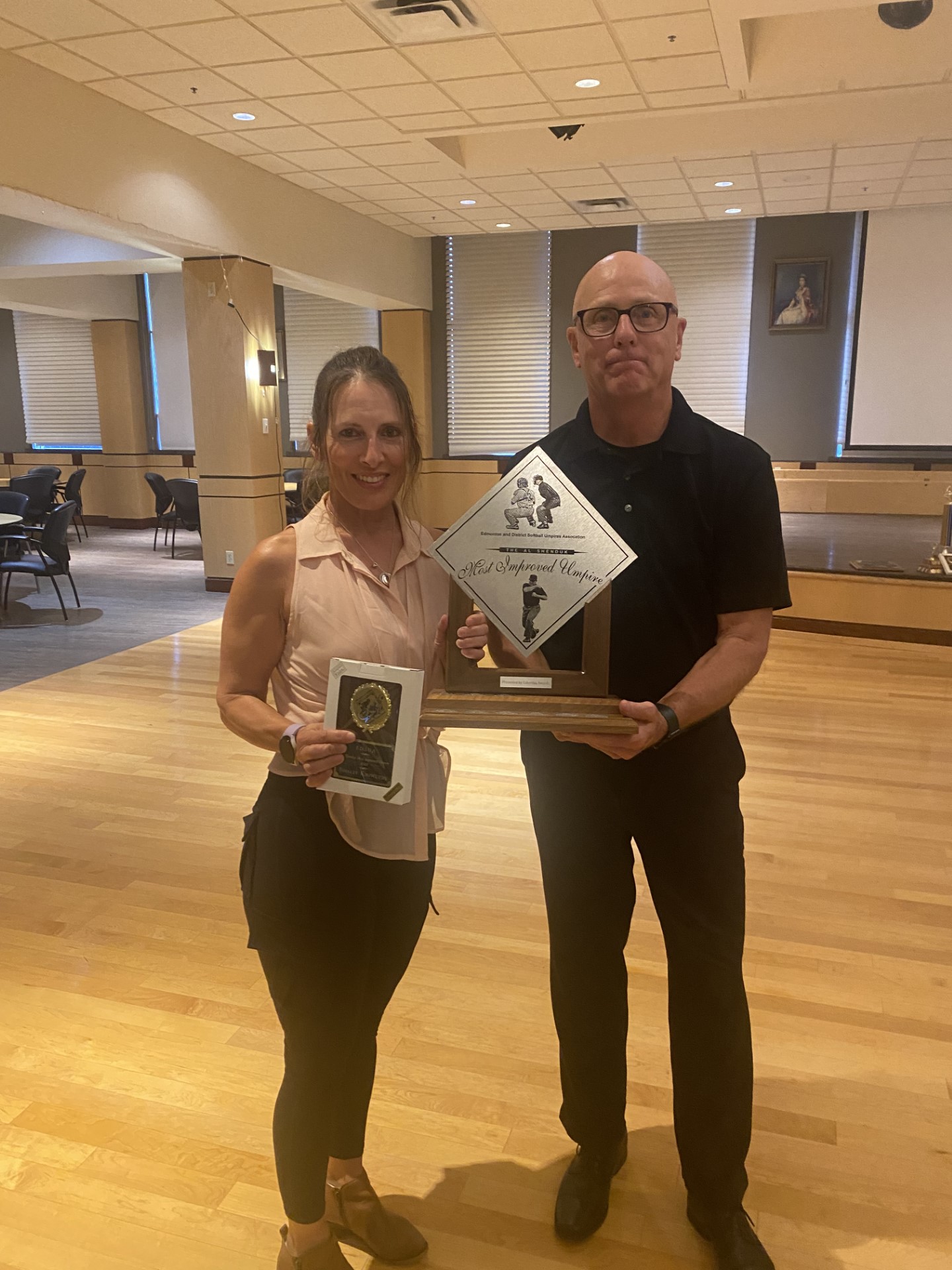 Slopitch Umpire of the Year - Shelley Knowlton